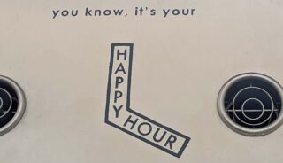 【HAPPY HOUR】白金の店内ペットOKのレストラン